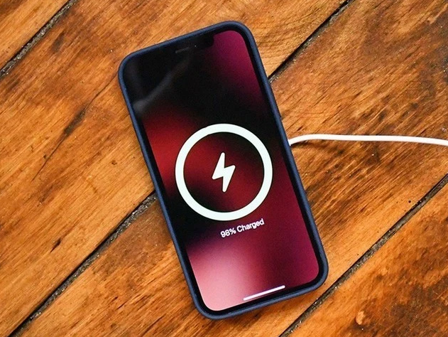 介休苹果手机维修分享iPhone 12可以随便充电吗 